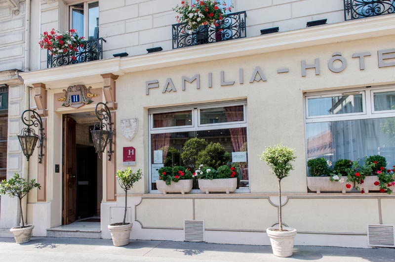 hotel familia paris